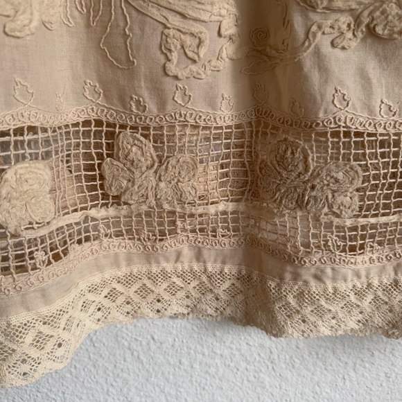 Sundance Cream Boxy Blouse with 3/4 Sleeves and Embellished Details - Picture 4 of 7